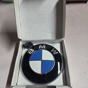 BMW Logo in Black and Blue